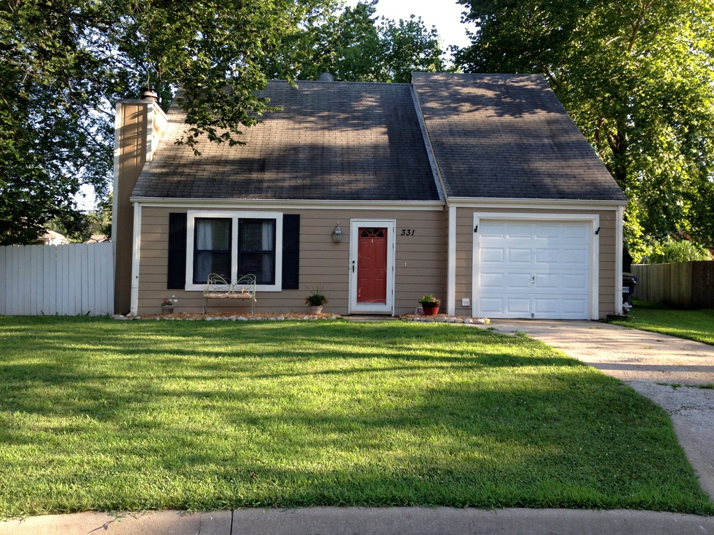 331 Clayton Ct