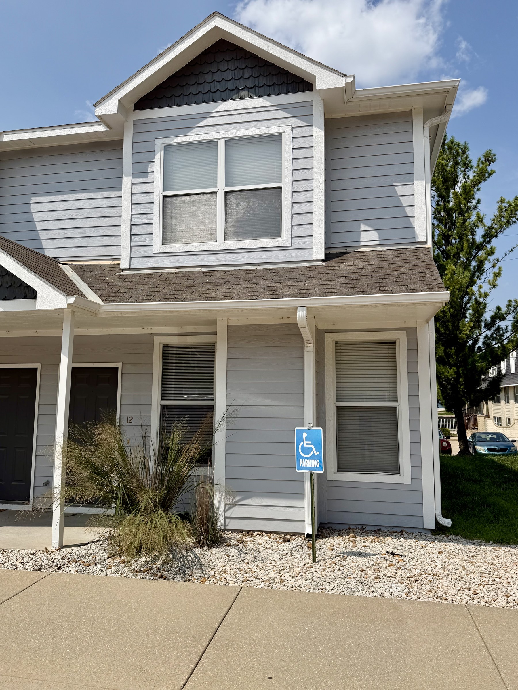 2201 Westdale Road - C12
