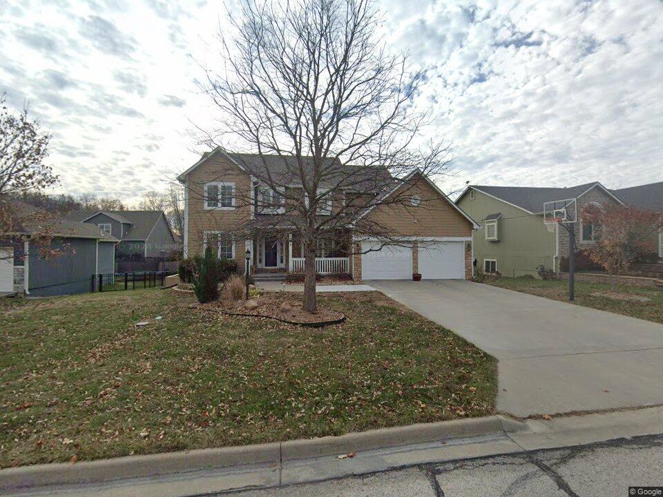 3215 Nottingham Ct