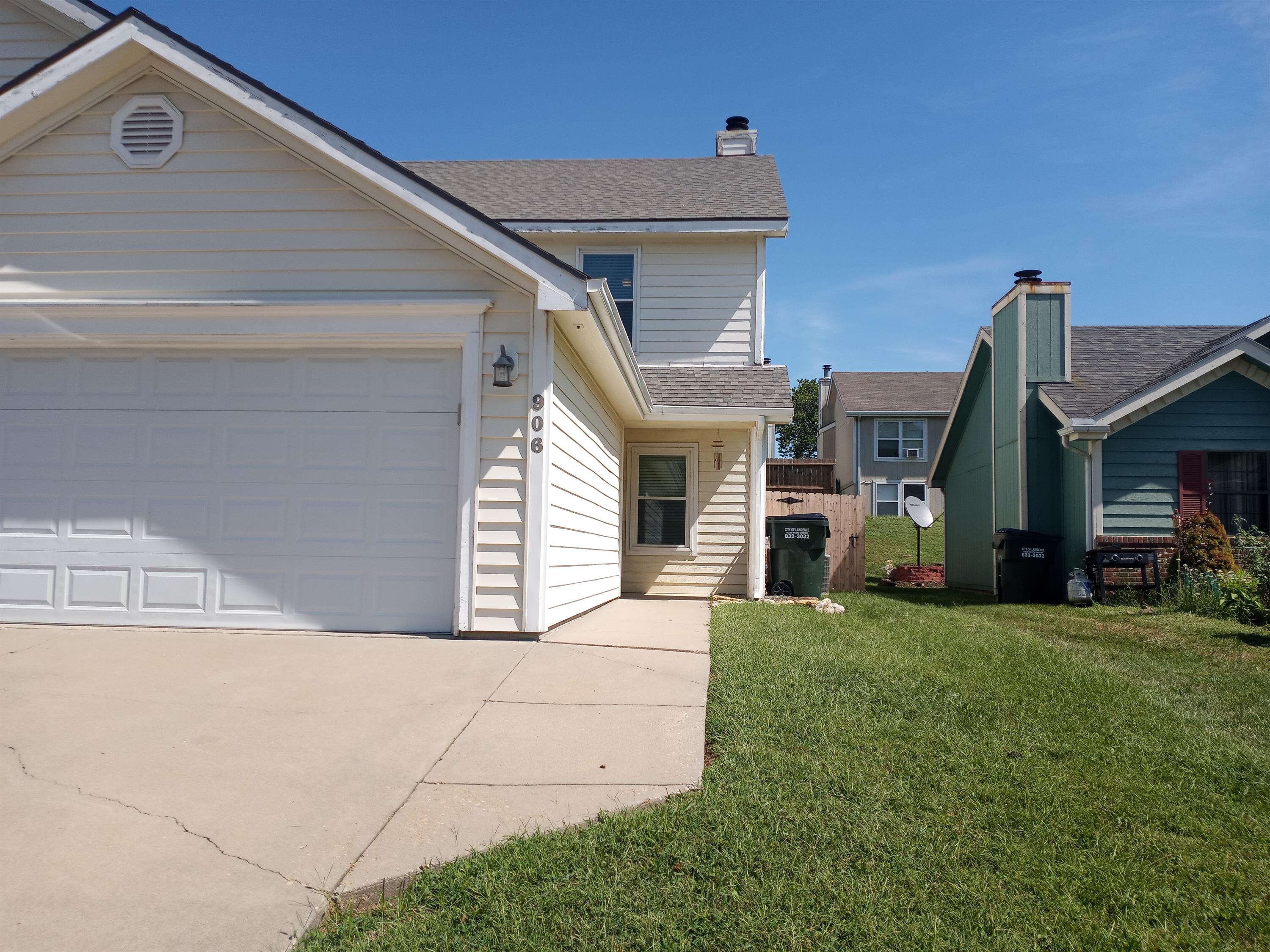 906 Christie Court