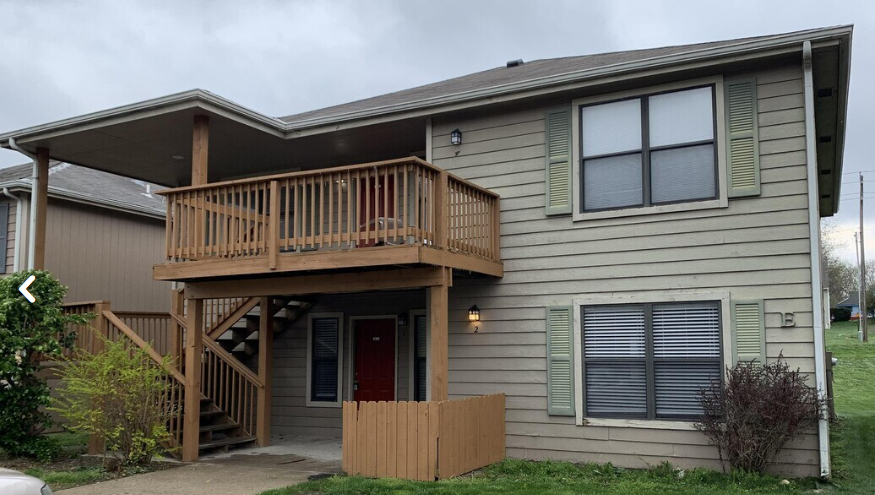 950 Monterey Way - E4